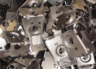 Großserienfertigung von gestanzten Metallprodukten