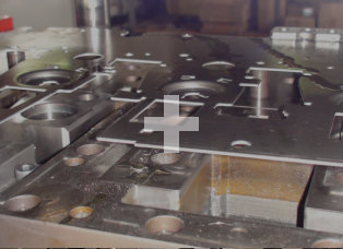 Großserienfertigung von gestanzten Metallprodukten